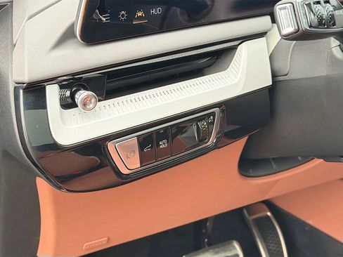 New 2026 Cadillac Optiq Sport 2 image 10