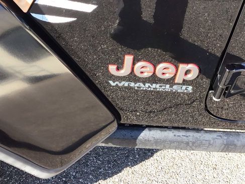 Used 2021 Jeep Wrangler Unlimited Rubicon image 18