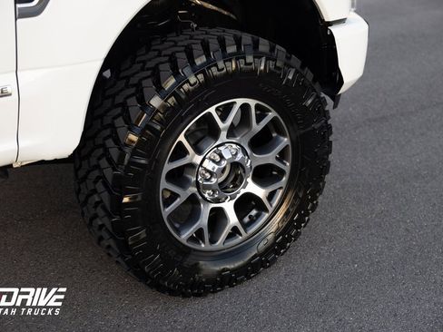 Used 2022 Ford F350 Lariat w/ Lariat Ultimate Package image 9