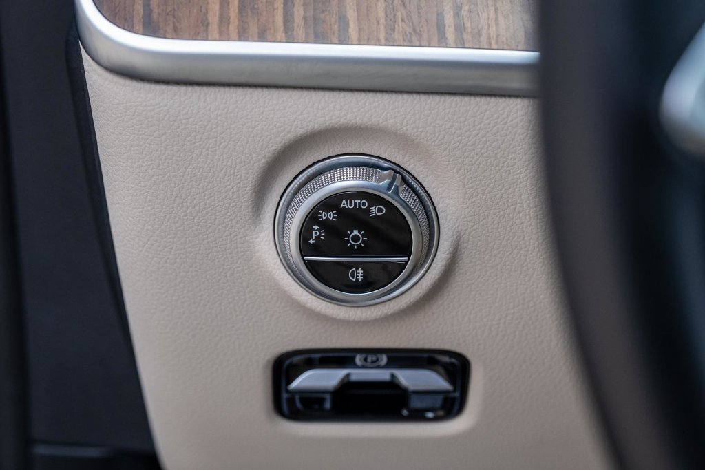 Used 2023 Mercedes-Benz C 300 4MATIC Sedan image 19