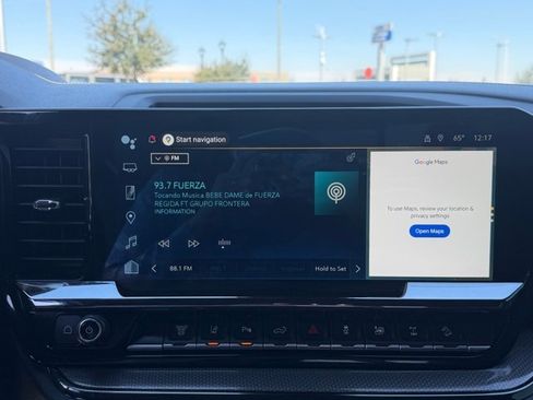 Used 2025 Chevrolet Silverado 2500 ZR2 w/ Technology Package image 16