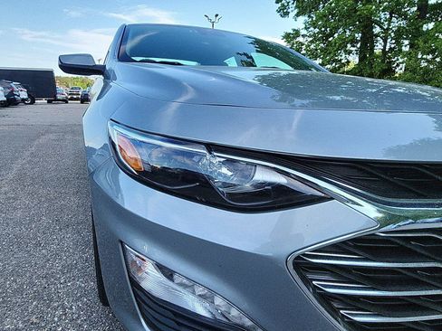 Used 2023 Chevrolet Malibu LT FWD image 9