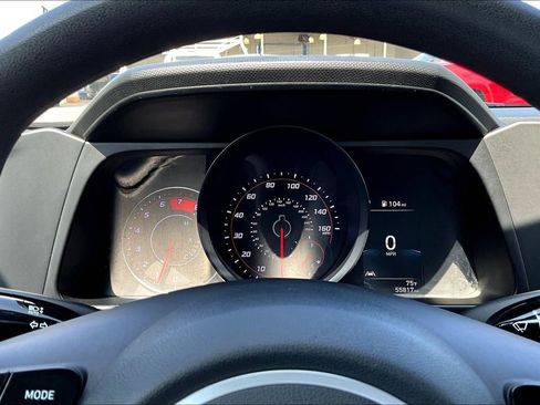 Used 2022 Hyundai Elantra SEL FWD image 11