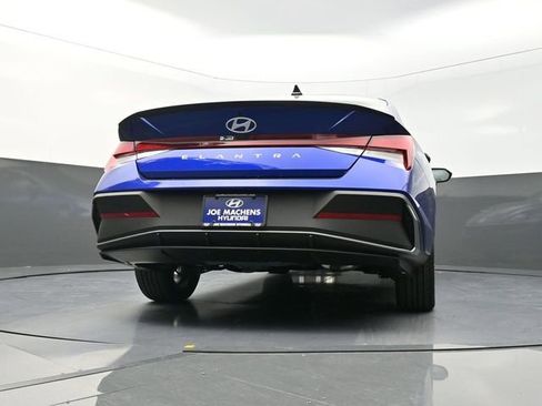 New 2026 Hyundai Elantra Sport FWD image 34