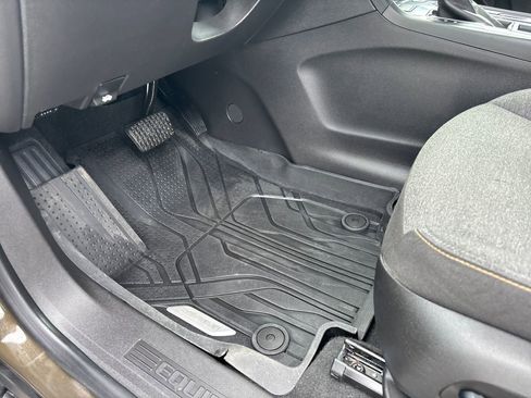 Used 2024 Chevrolet Equinox LT w/ LPO, Floor Liner Package AWD/4WD image 31