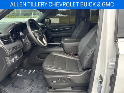 Certified 2023 GMC Yukon Denali image 19
