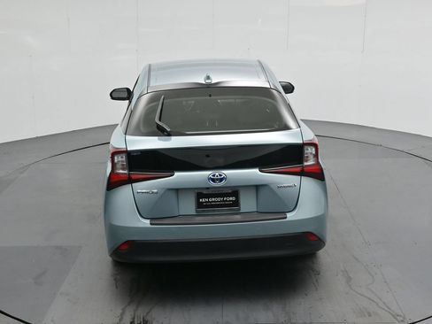 Used 2021 Toyota Prius LE FWD image 37