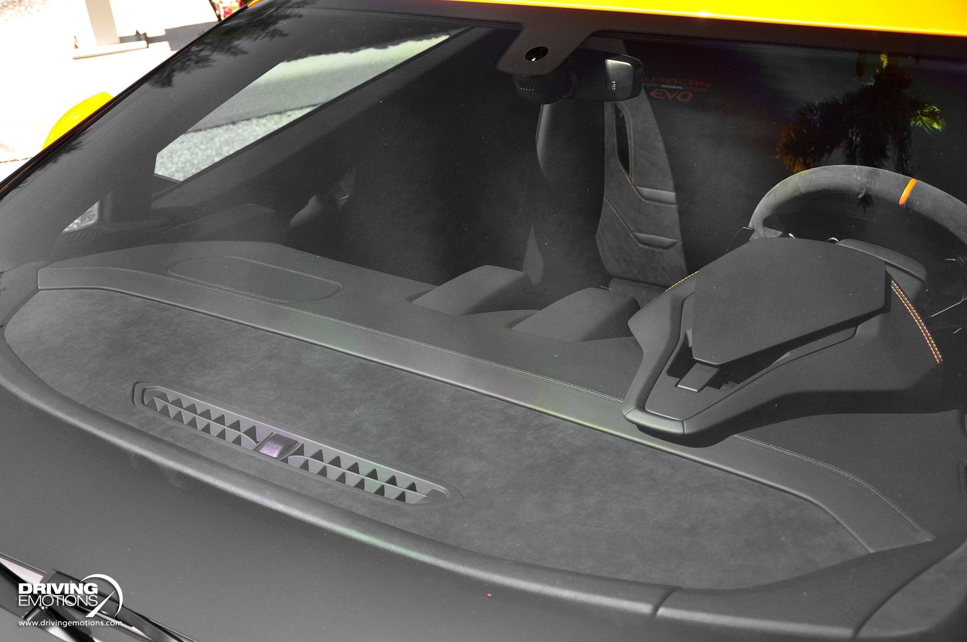 Used 2020 Lamborghini Huracan EVO AWD/4WD image 14