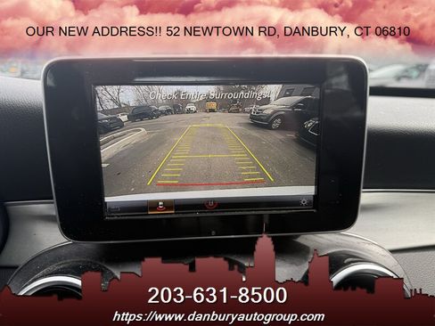 Used 2018 Mercedes-Benz C 300 4MATIC Sedan image 11