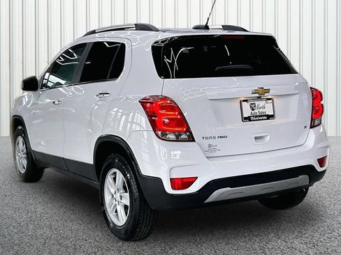 Used 2017 Chevrolet Trax LT w/ LT Convenience Package AWD/4WD image 4