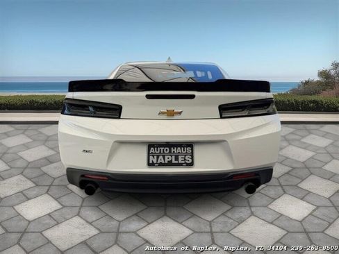 Used 2018 Chevrolet Camaro SS RWD image 18