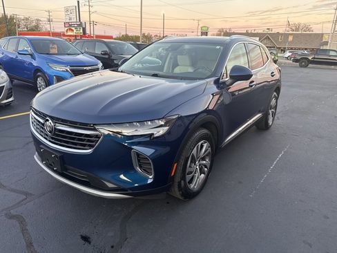 Used 2022 Buick Envision Essence w/ Safety Package image 3