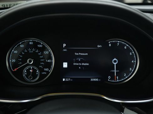 Used 2024 Genesis G80 2.5T image 22