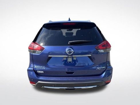 Used 2019 Nissan Rogue SV AWD/4WD image 5