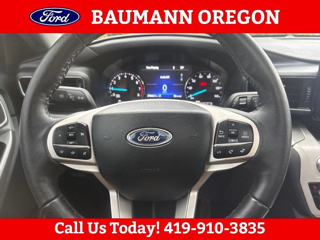 Used 2024 Ford Explorer XLT w/ Equipment Group 202A AWD/4WD image 23