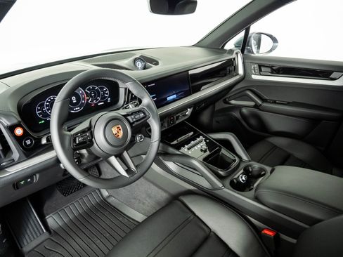 New 2026 Porsche Cayenne AWD/4WD image 4