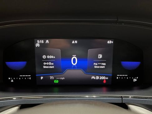 Used 2022 Volkswagen Taos SE FWD image 5