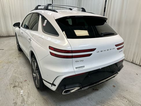 New 2026 Genesis GV70 3.5T Sport Advanced image 4