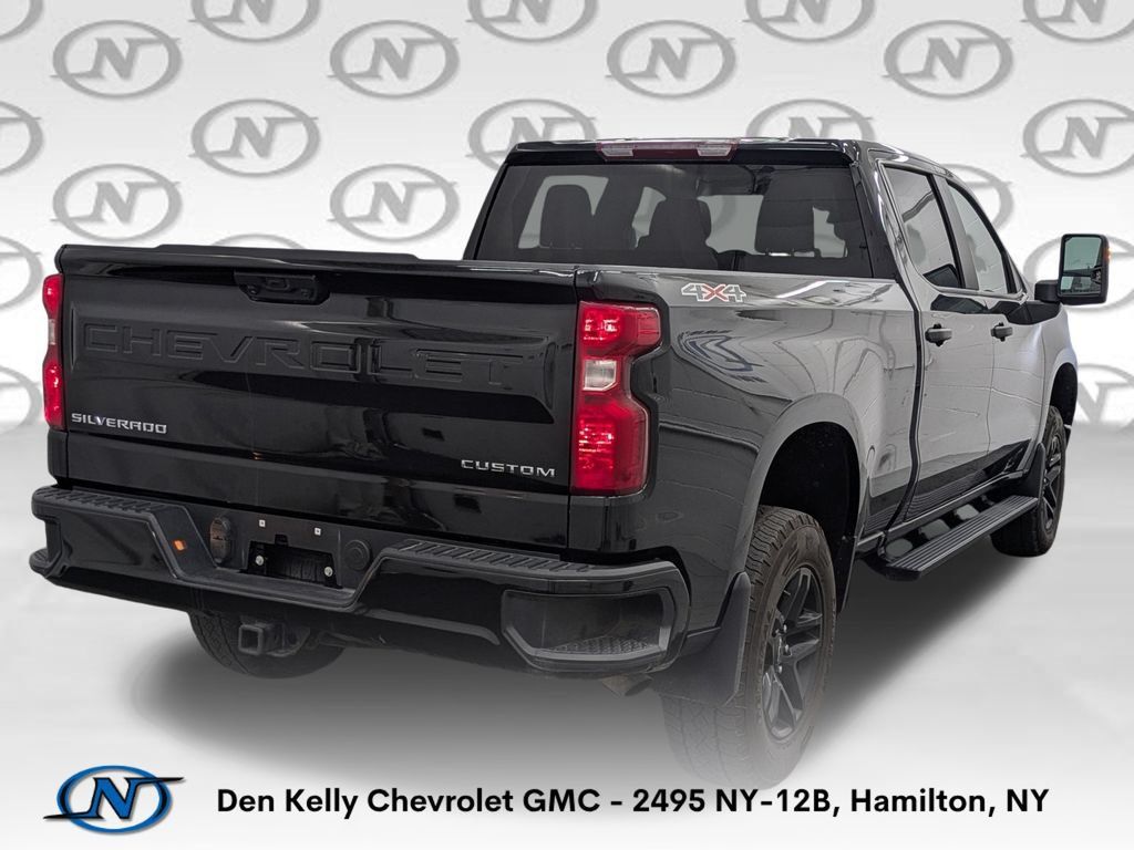 Used 2023 Chevrolet Silverado 1500 Custom AWD/4WD image 3