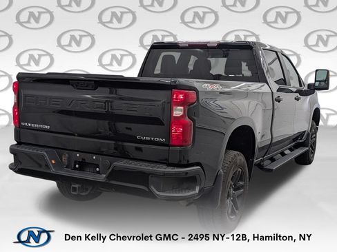 Used 2023 Chevrolet Silverado 1500 Custom AWD/4WD image 3