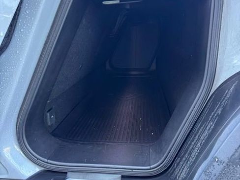 Used 2022 Rivian R1T Launch Edition image 28