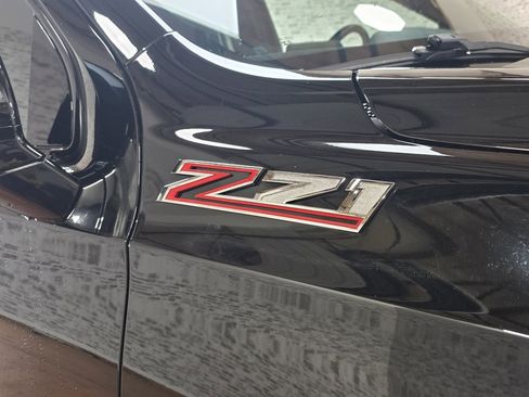 Used 2023 Chevrolet Tahoe Z71 w/ Luxury Package image 13