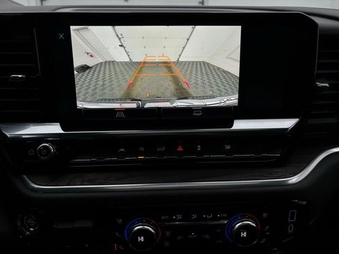 New 2026 GMC Sierra 1500 SLT w/ SLT Premium Package image 3