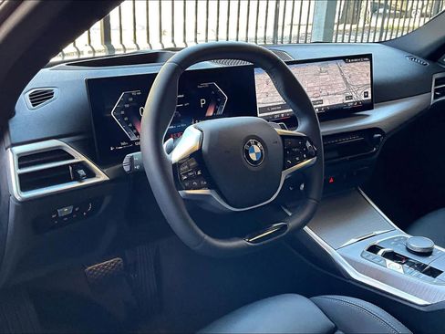 Used 2025 BMW 430i w/ Premium Package image 18