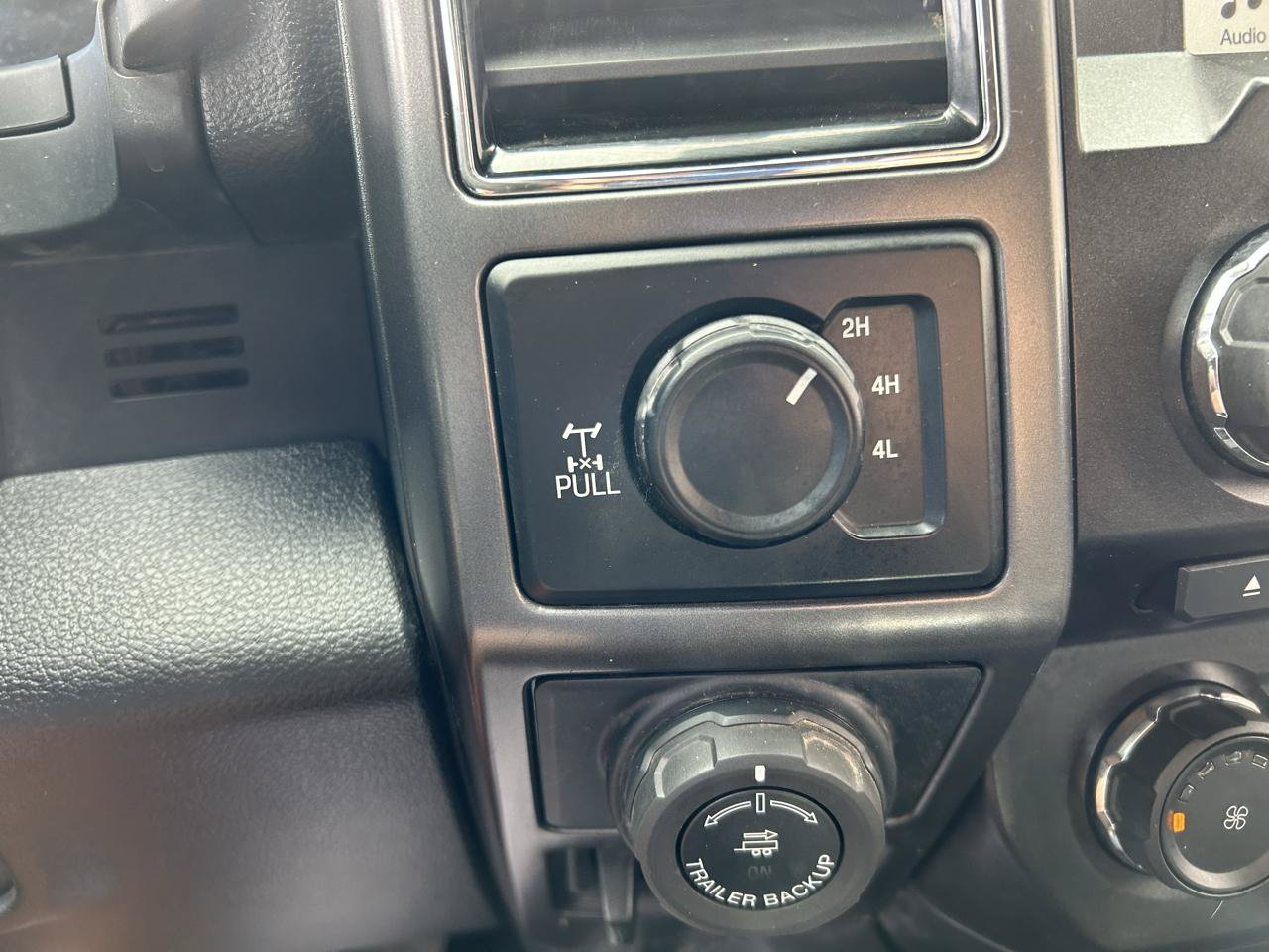Used 2018 Ford F150 XLT w/ Equipment Group 302A Luxury AWD/4WD image 28