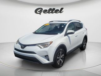 Used 2017 Toyota RAV4 XLE w/ Premium Special Value Package AWD/4WD video 1