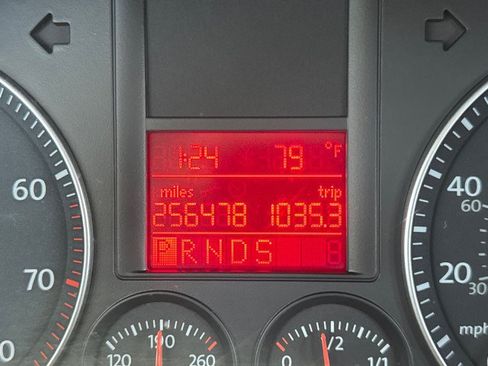 Used 2008 Volkswagen Jetta SE FWD image 10