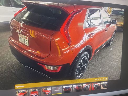 Used 2023 Kia Niro Wind FWD image 3