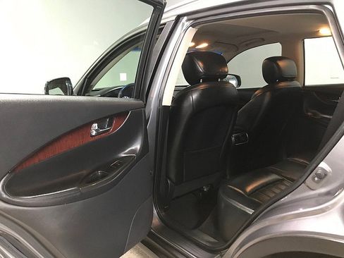 Used 2016 INFINITI QX50 Journey w/ Premium Package image 18