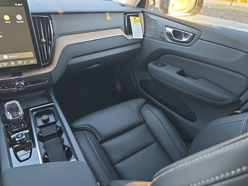 New 2026 Volvo XC60 T8 Ultra w/ Climate Package AWD/4WD image 20