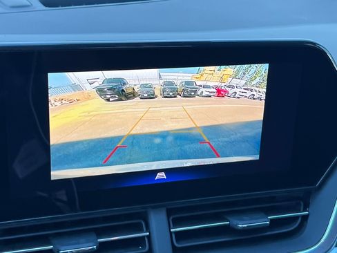 Certified 2024 Chevrolet Trax LT image 19