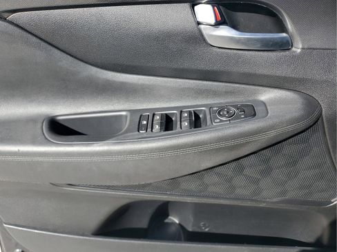 Used 2021 Hyundai Santa Fe SE image 15