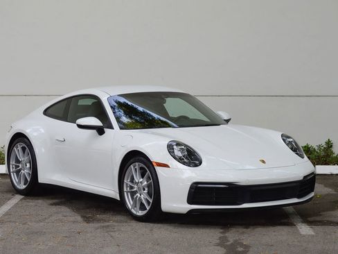 Used 2021 Porsche 911 Carrera image 18
