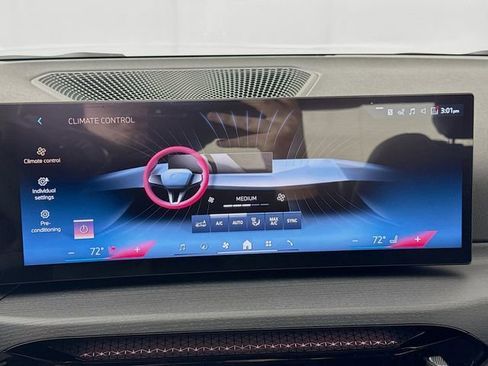 New 2026 BMW 330i xDrive Sedan w/ Convenience Package image 16