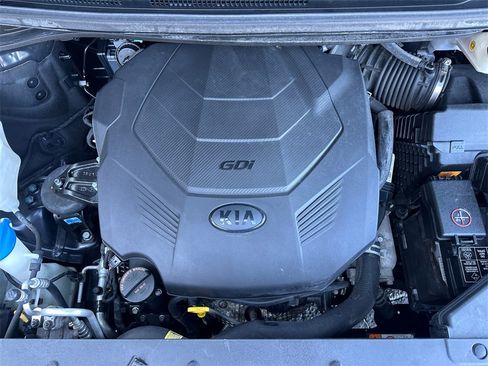 Used 2019 Kia Sedona EX image 20