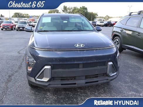 Used 2025 Hyundai Kona SEL AWD/4WD image 5