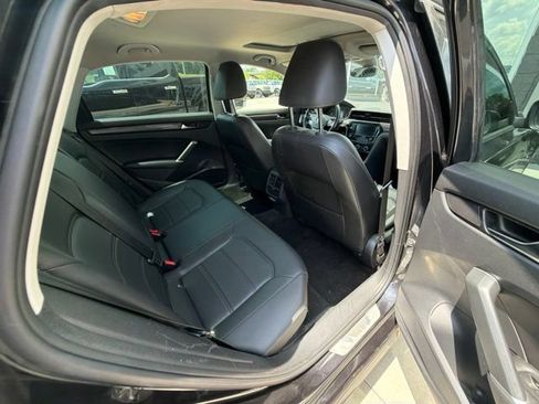 Used 2020 Volkswagen Passat 2.0T R-Line FWD image 28
