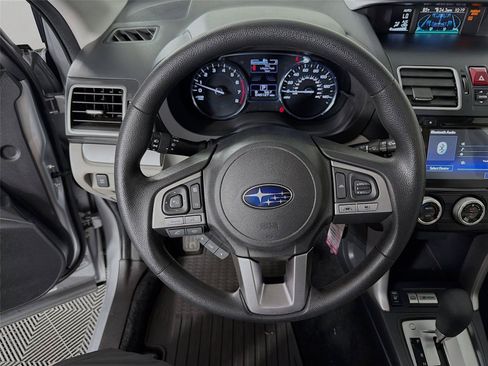 Used 2018 Subaru Forester 2.5i Premium AWD/4WD image 3