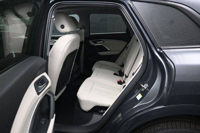 New 2026 Audi Q5 2.0T AWD/4WD image 11