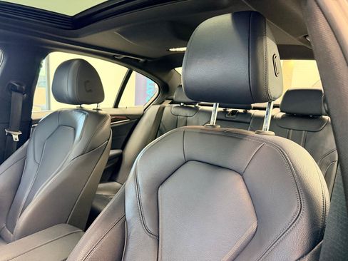 Used 2020 BMW 540i RWD image 18