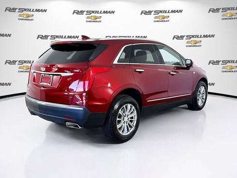 Used 2017 Cadillac XT5 Luxury w/ Driver Awareness Package AWD/4WD image 7