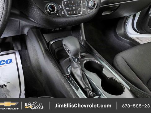 Certified 2024 Chevrolet Malibu LT FWD image 16