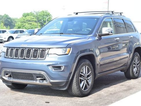 Used 2019 Jeep Grand Cherokee Limited w/ Trailer Tow Group IV AWD/4WD image 19