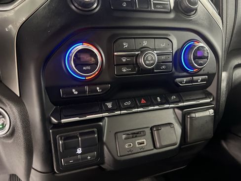 Certified 2023 Chevrolet Silverado 2500 LTZ image 34