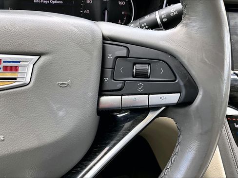 Used 2021 Cadillac XT6 Premium Luxury FWD image 23