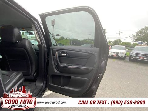 Used 2017 GMC Acadia Limited SLT image 15